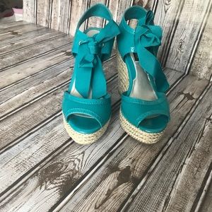 White House black market Peep toe wedges